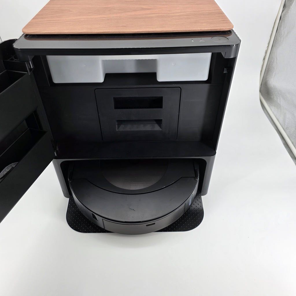 iRobot Roomba Combo j9+ Self-Emptying & Auto-Fill Robot Vacuum & Mop