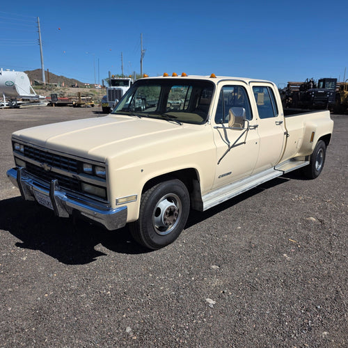 1989 Chevy 3+3 3500 C30 Classic Truck With Factory 454 V8 & A/C Dual Rear Wheels Immaculate Condition Cream Color
